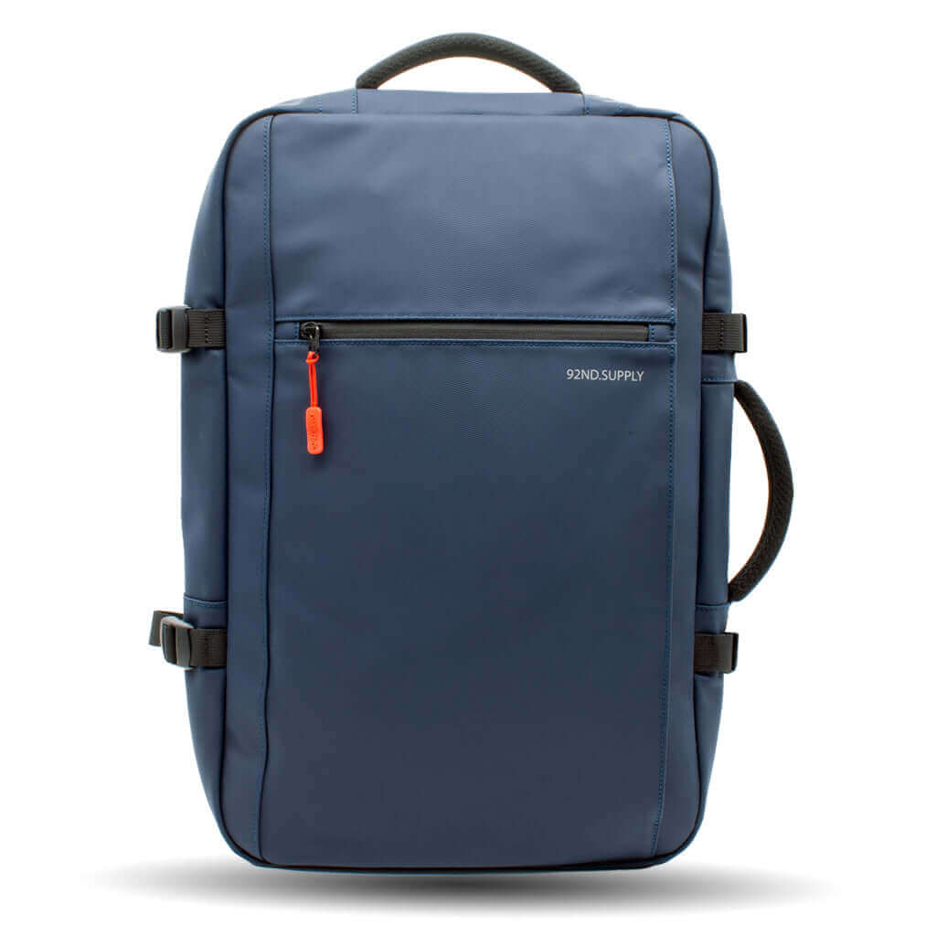 Hand luggage travel bag for the airplane