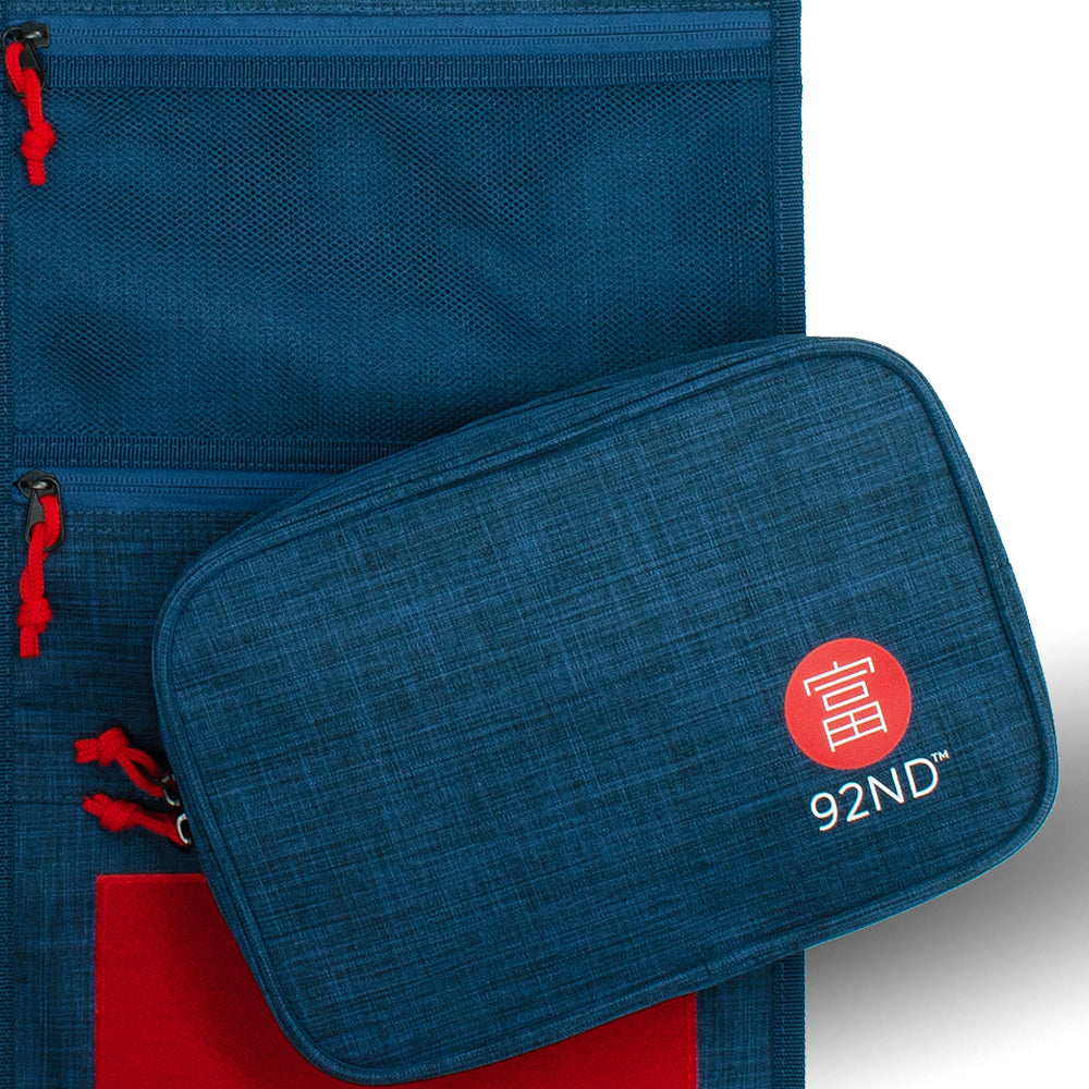 Hanging Toiletry Bag Blue. Detachable Velcro compartment.