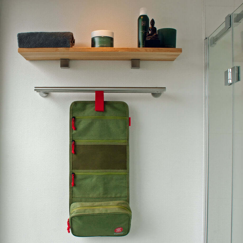 Men's toiletry bag, unfolded, color green, brand 92nd.supply, model washroll