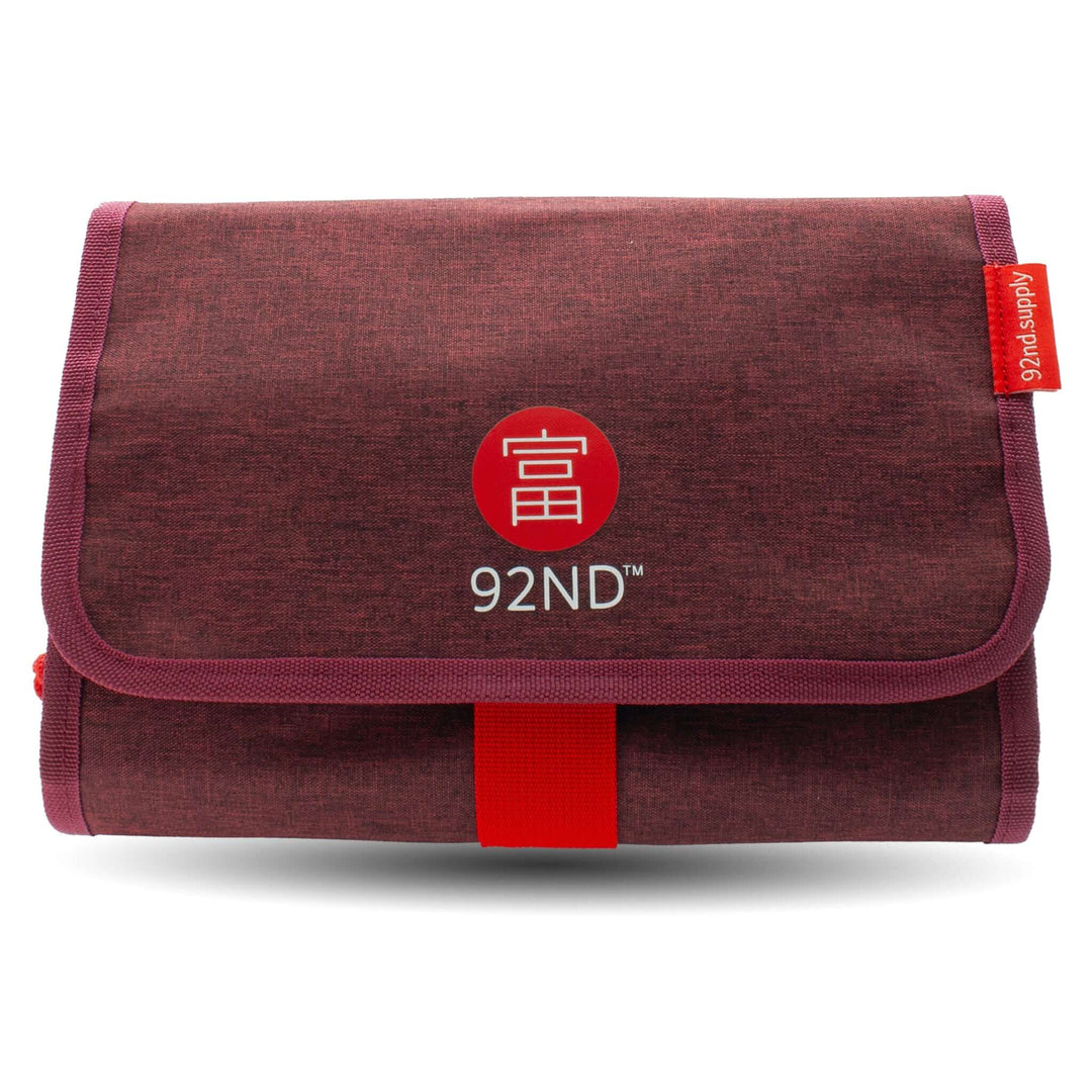 Hanging Toiletry Bag Washroll Red with 92ND logo and red details, ideal for organizational efficiency.